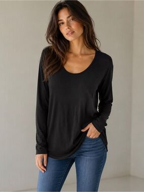 Lucy & Laurel Black Modal Long Sleeve Top Size XS
